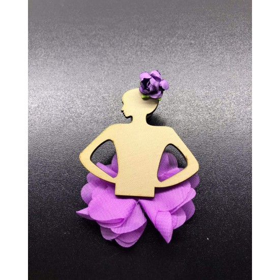 Ahşap Kız Figürlü Magnet